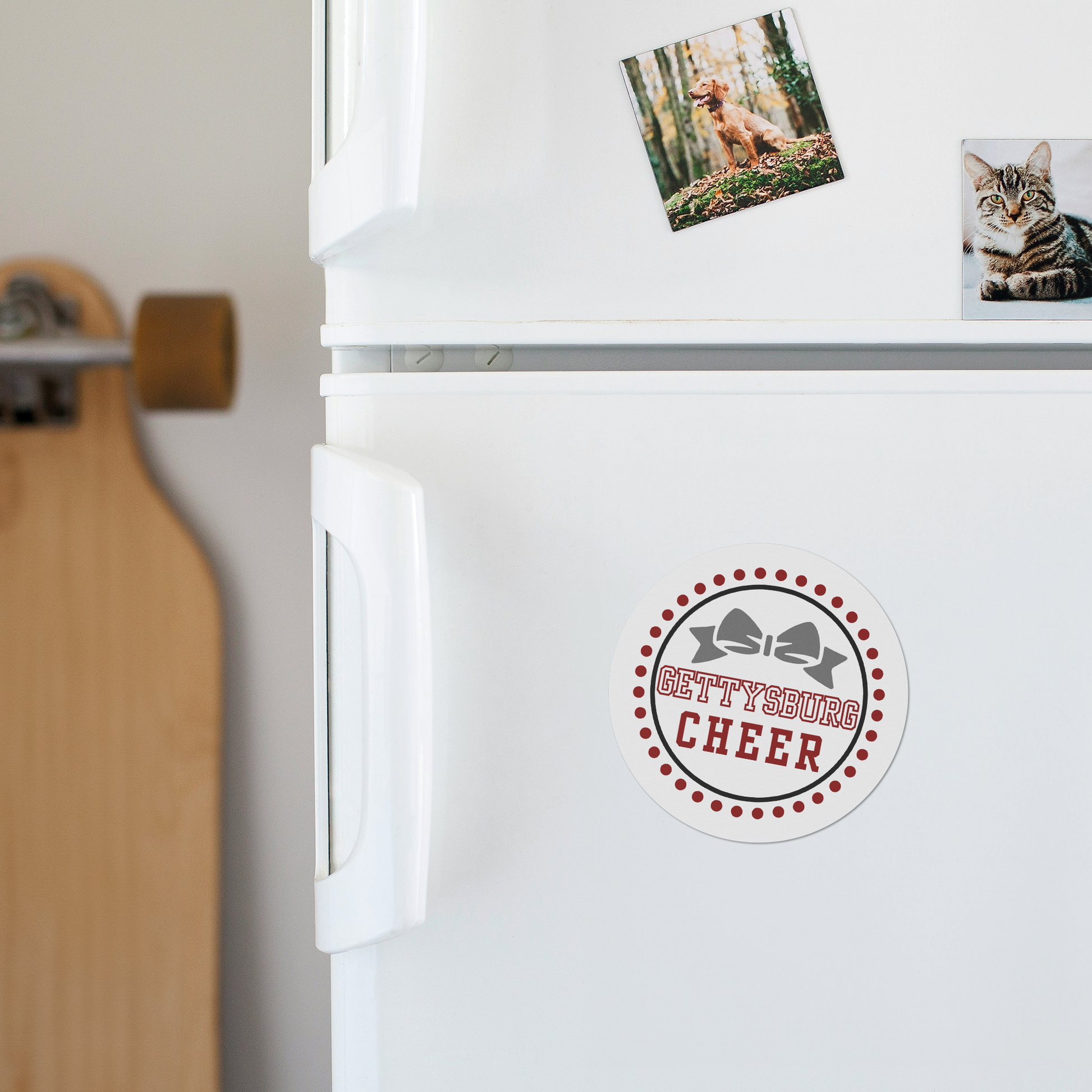 Gettysburg_Cheer_Car_Magnet_RoundCarMagnet_Fridge_AS_Mockup.png_16042388